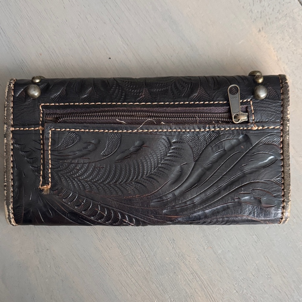 Black Leather Wallet Studded Embossed / Leather Cross Clutch - Picture 3 of 10
